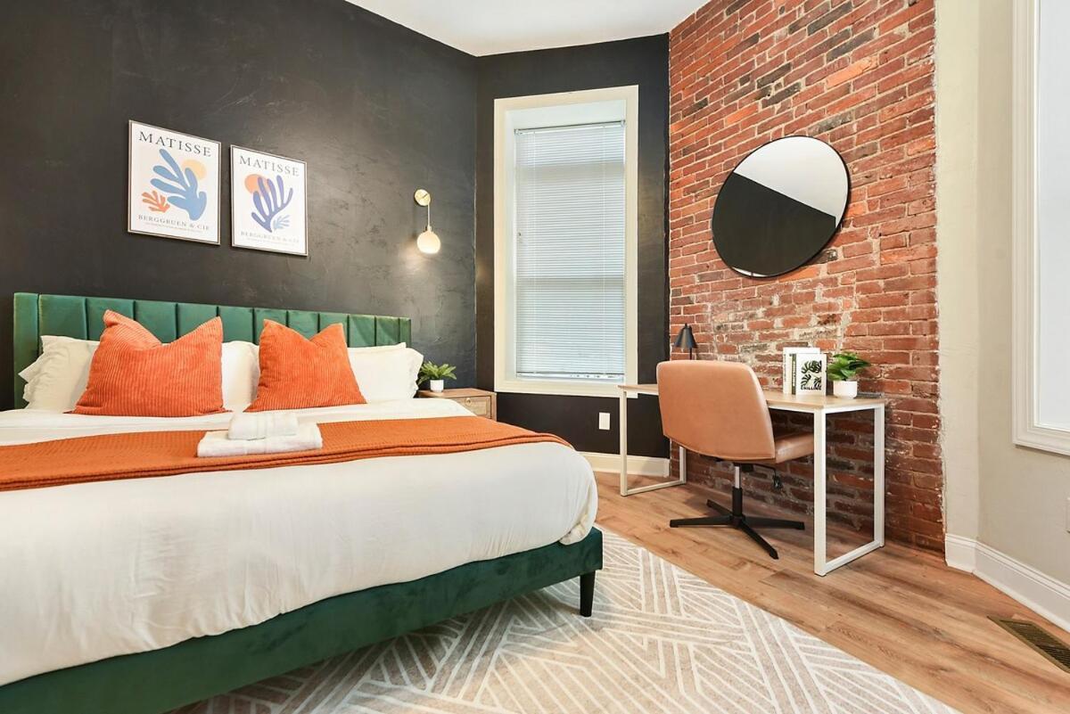 Free Parking, Netflix In East Liberty Near Shopping Apartment Pittsburgh